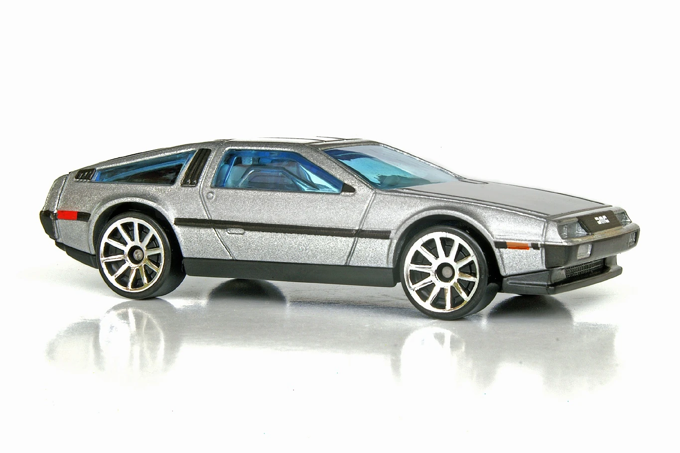 DMC DeLorean