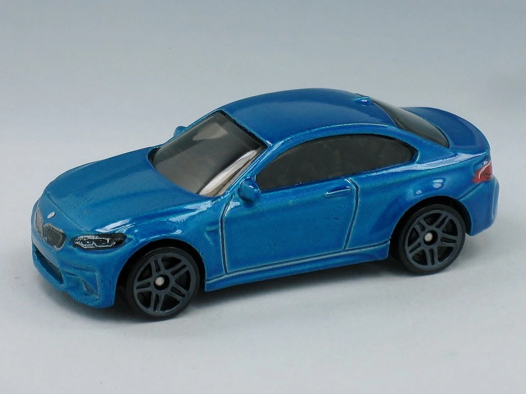 2016 BMW M2