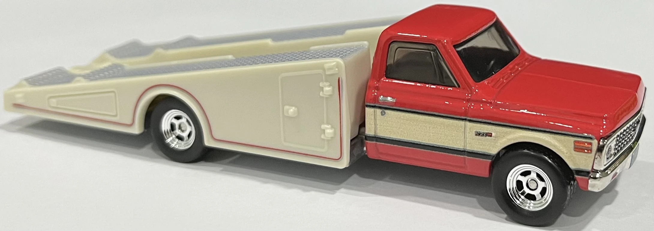 '72 Chevy Ramp Truck
