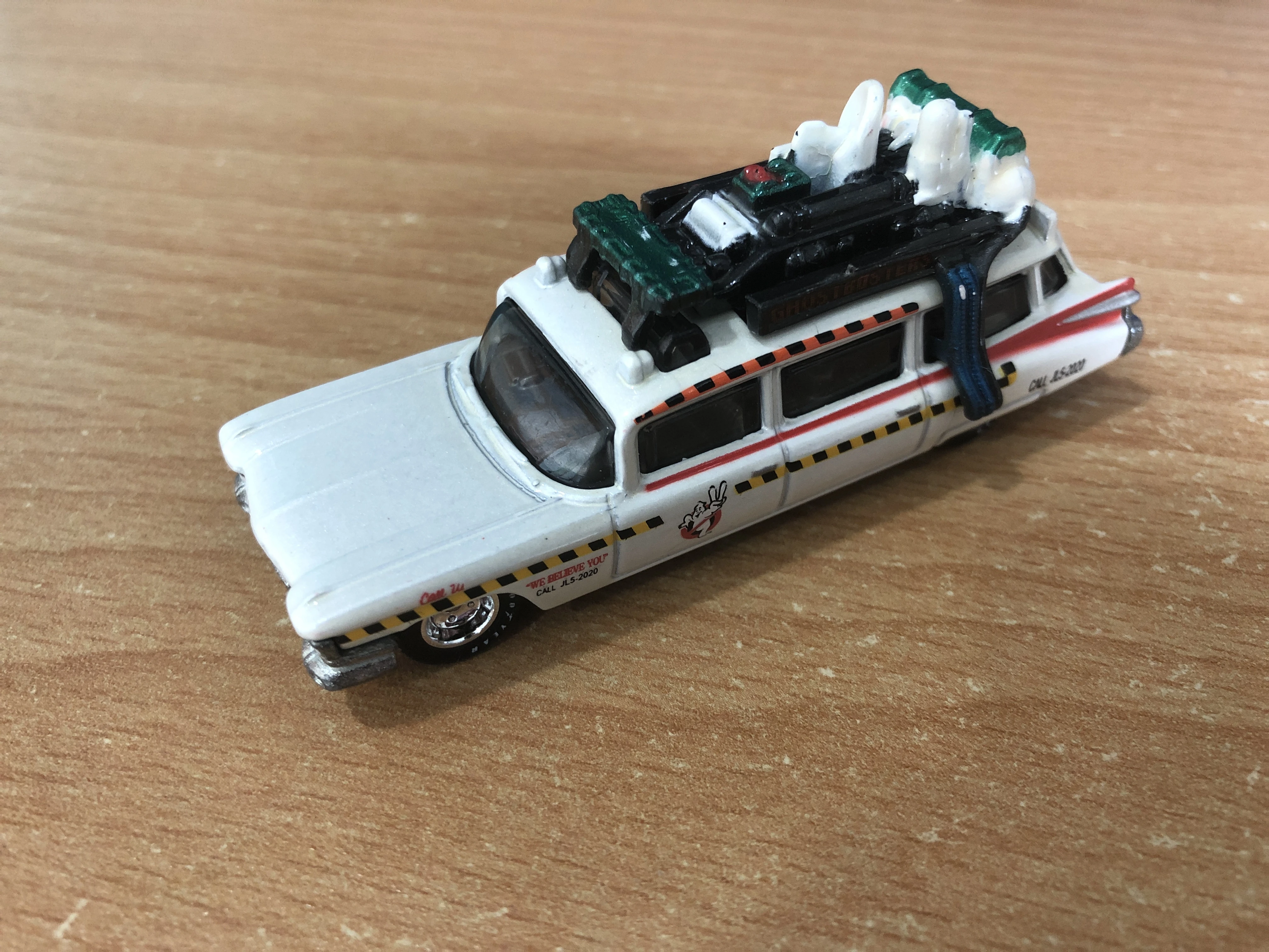 Ecto 1A