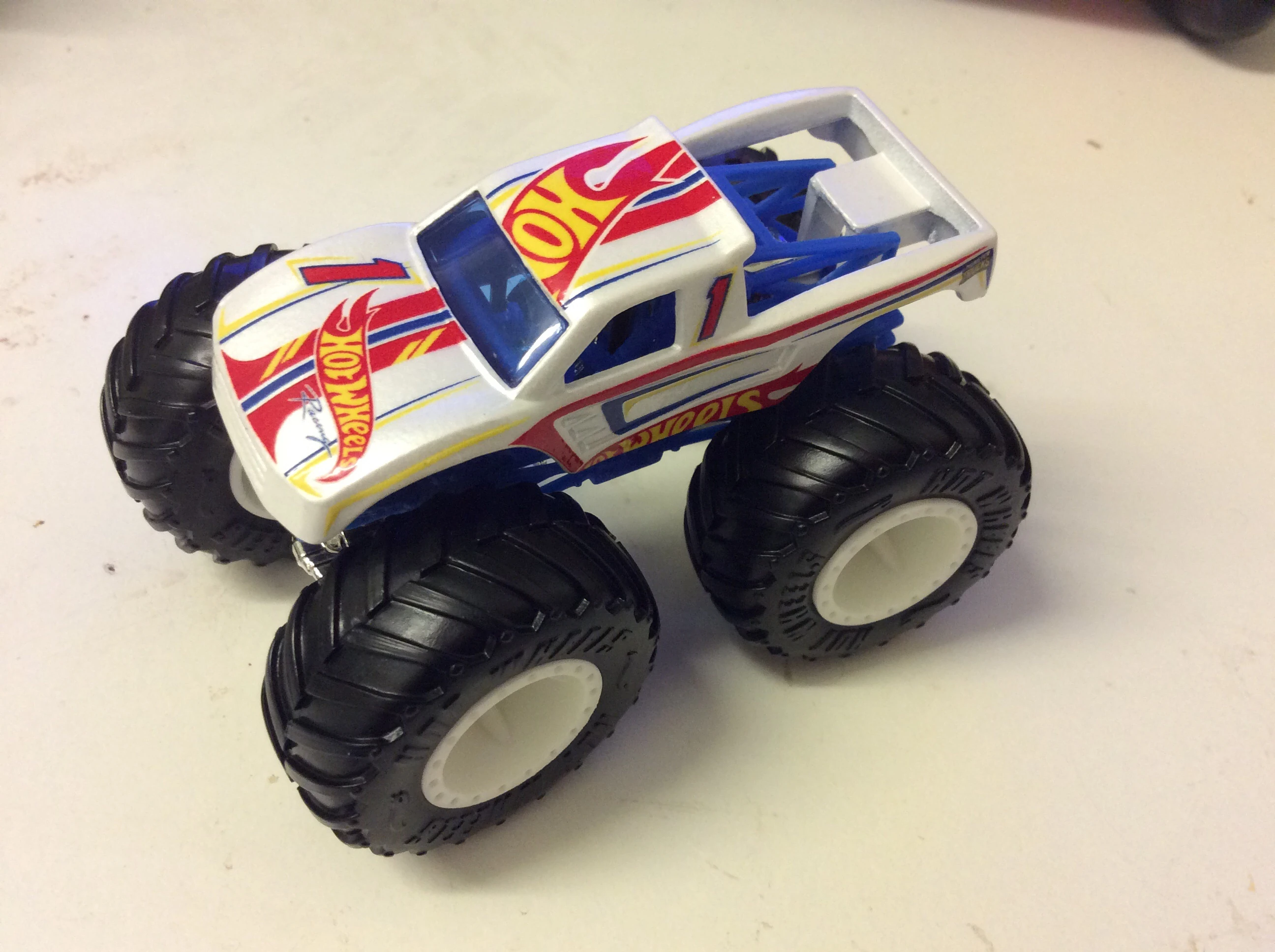 Hot Wheels Racing #1