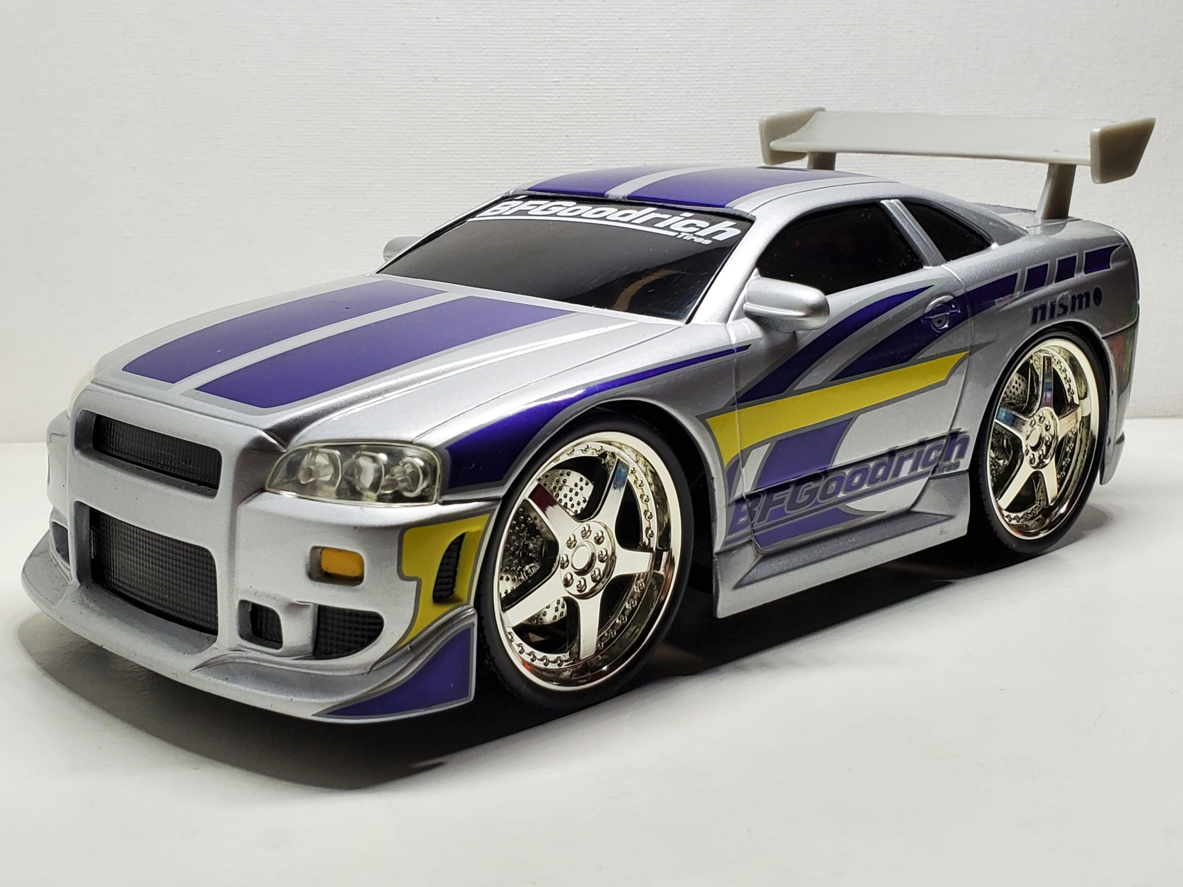 1999 Nissan Skyline