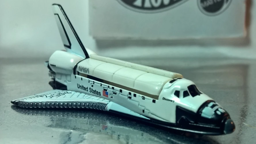 Space Shuttle Discovery