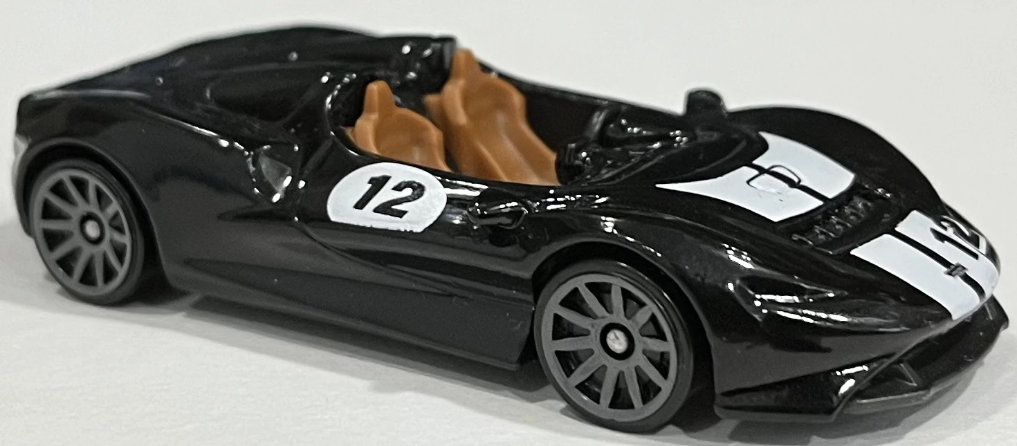 McLaren Elva