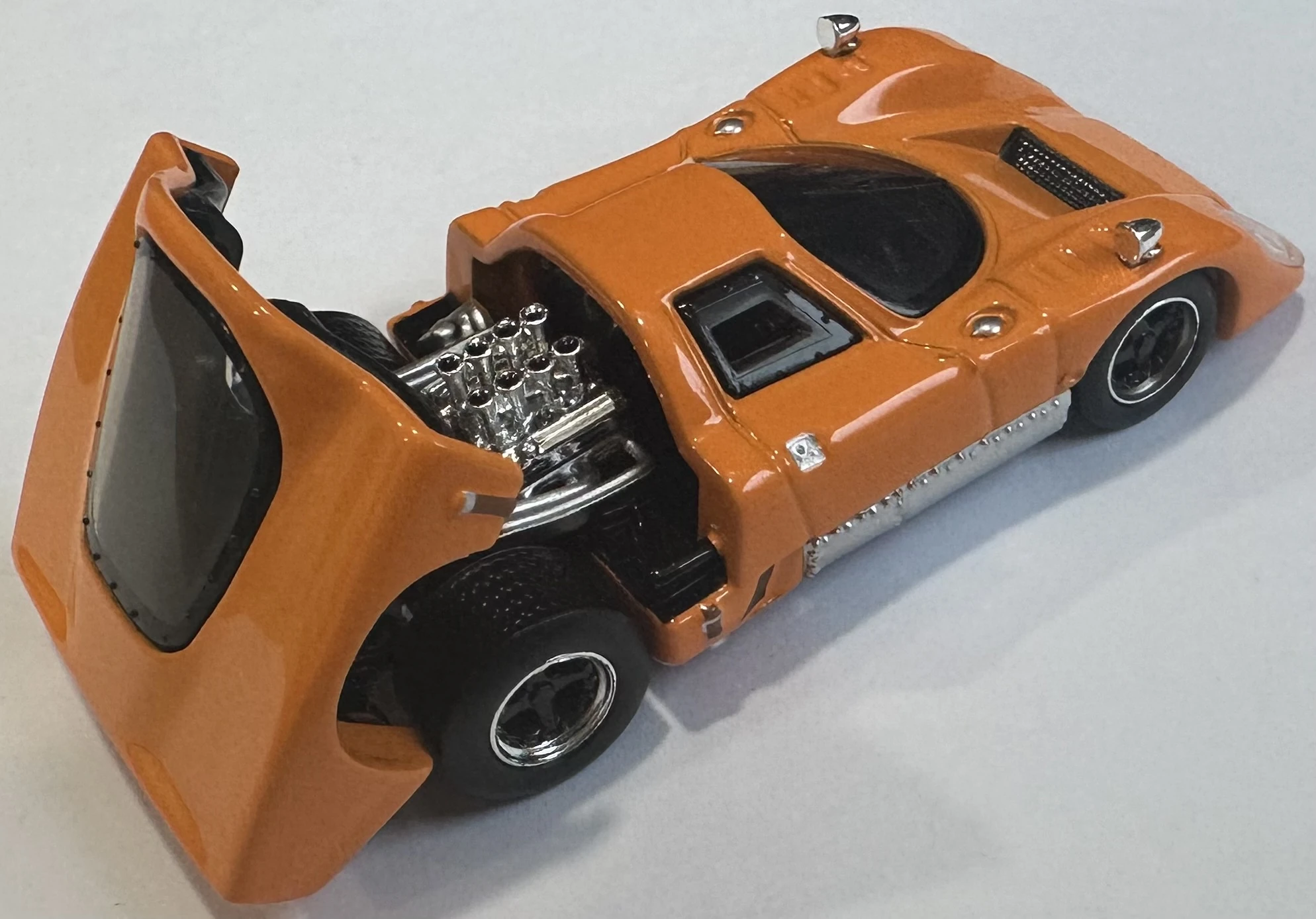 McLaren M6GT