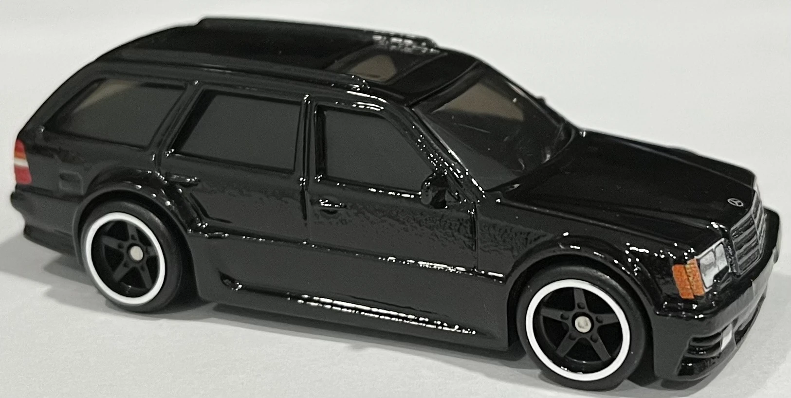 Mercedes-Benz E 36 AMG