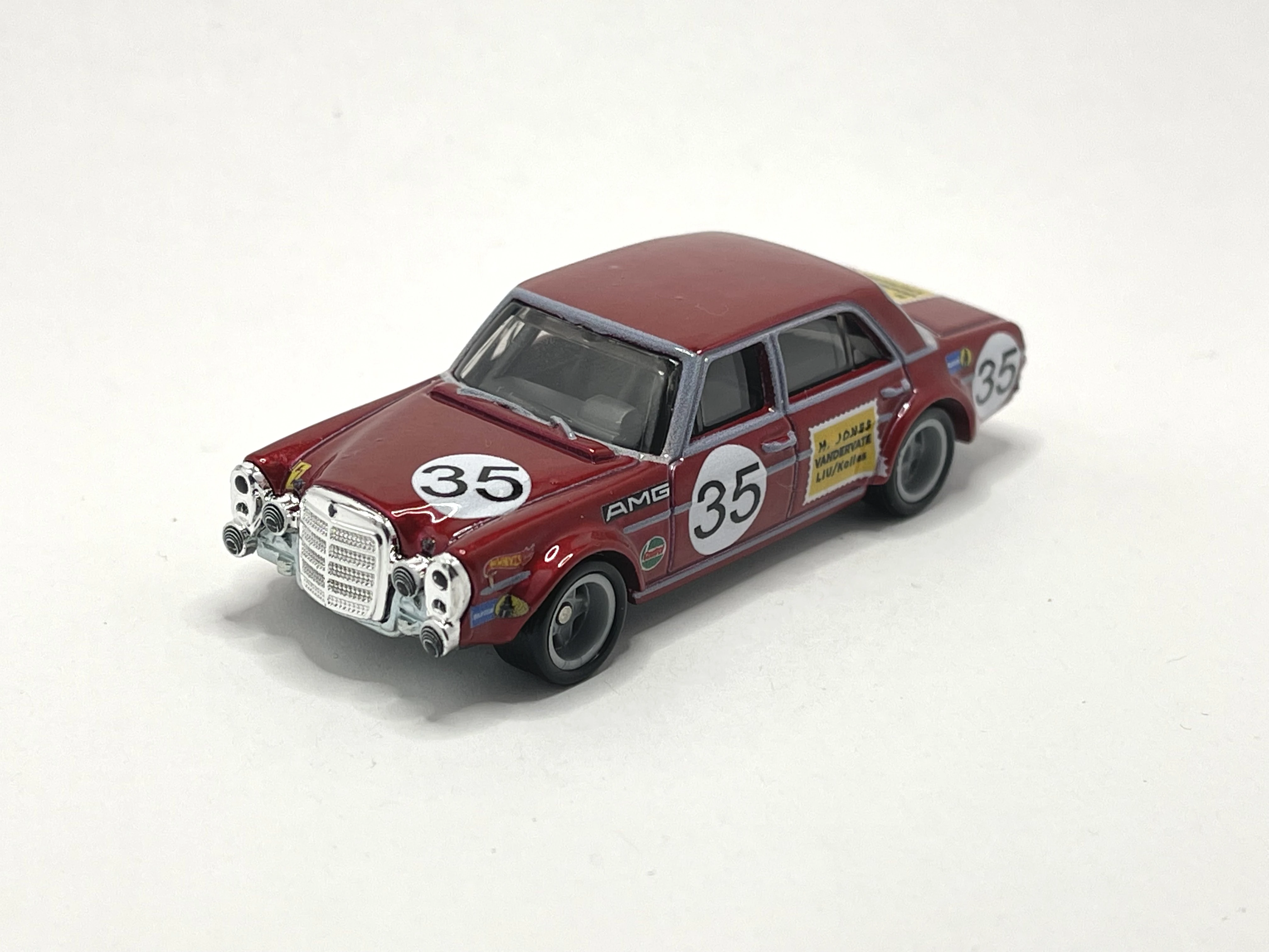 Mercedes-Benz 300 SEL 6.8 AMG