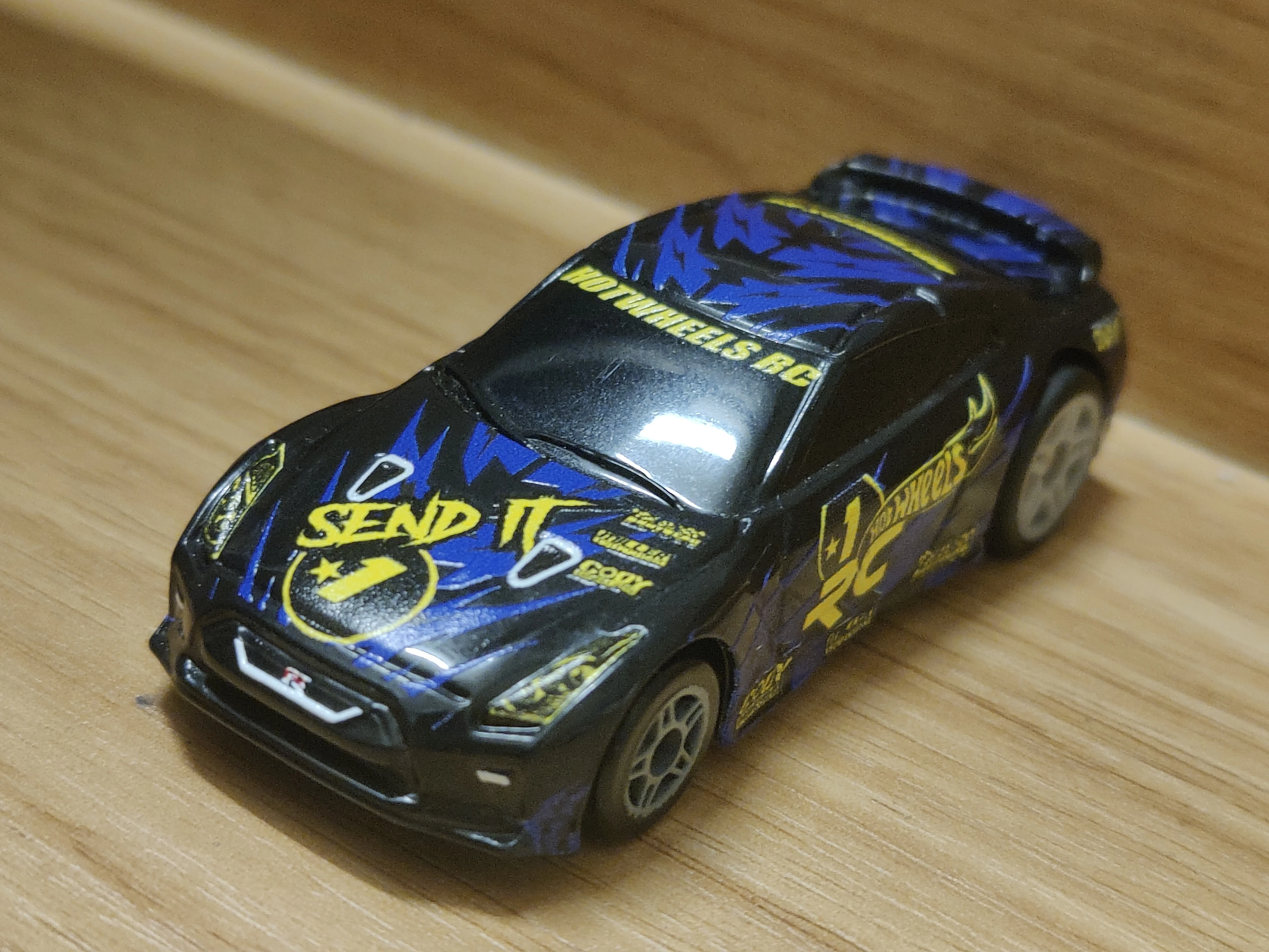 '17 Nissan GT-R (R35) (RC)