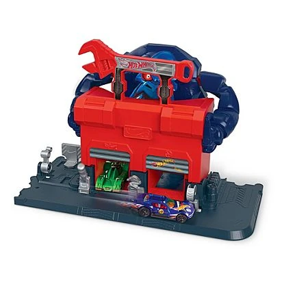 Gorilla Rage Garage Attack