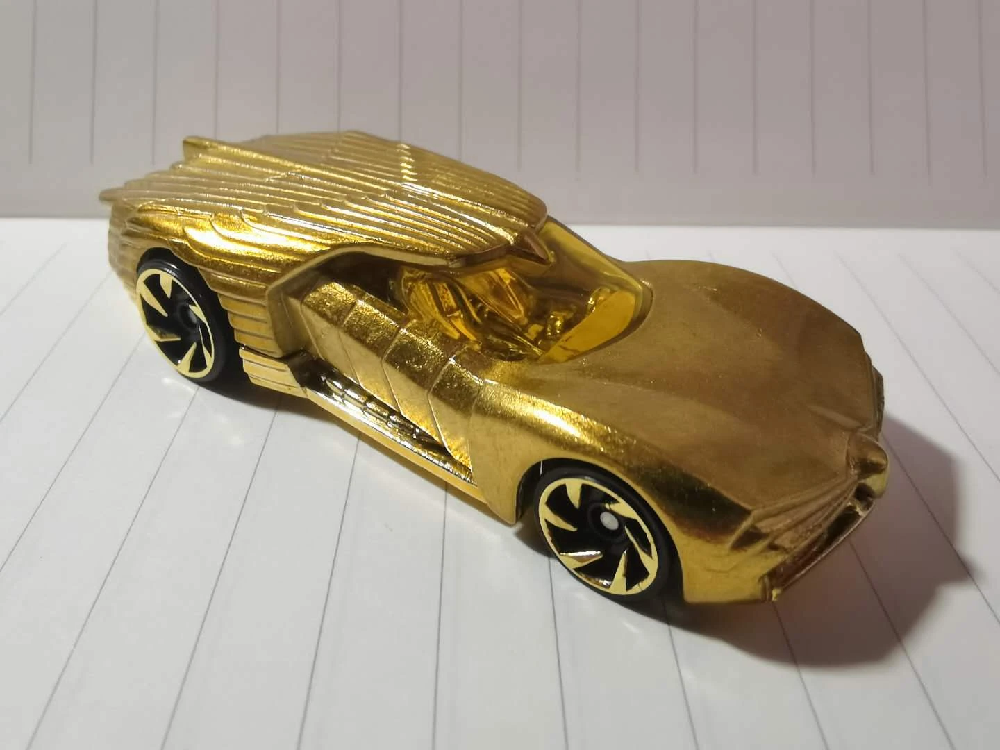 WW84 Golden Armor